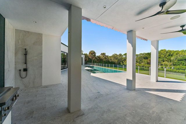 8309 SE RIVERS EDGE Street, Jupiter, FL 33458