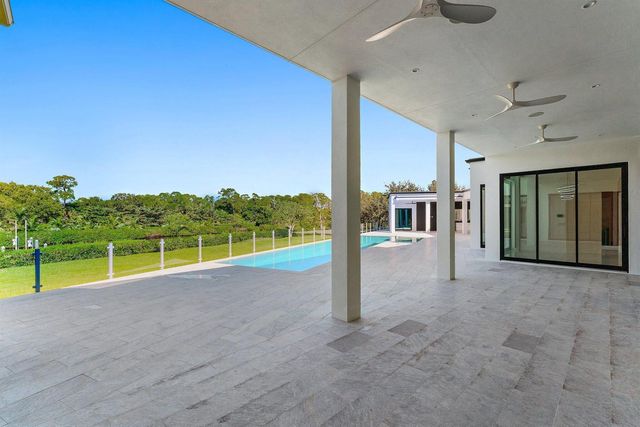 8309 SE RIVERS EDGE Street, Jupiter, FL 33458