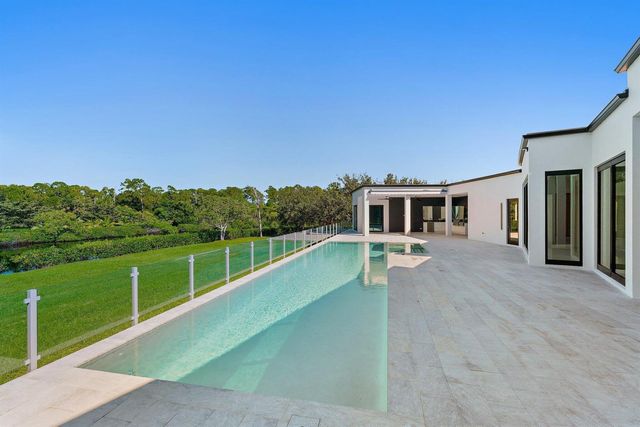 8309 SE RIVERS EDGE Street, Jupiter, FL 33458