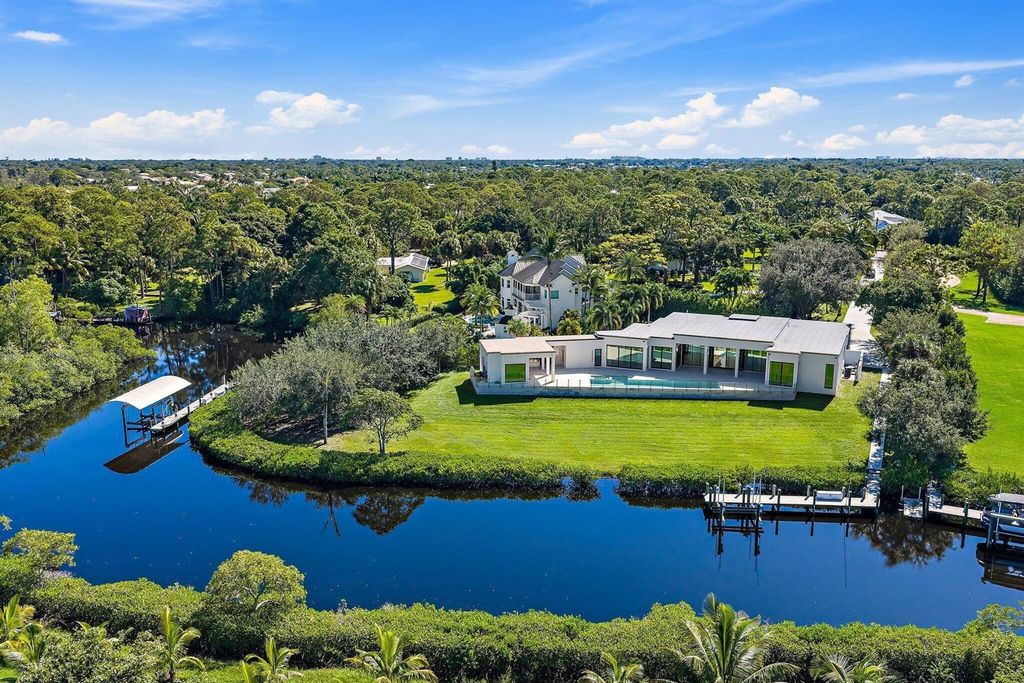 8309 SE RIVERS EDGE Street, Jupiter, FL 33458