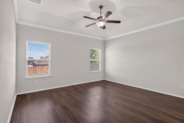 4601 Chestnut Meadows BND, Georgetown, TX 78626