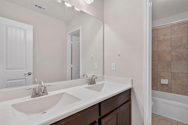 4601 Chestnut Meadows BND, Georgetown, TX 78626