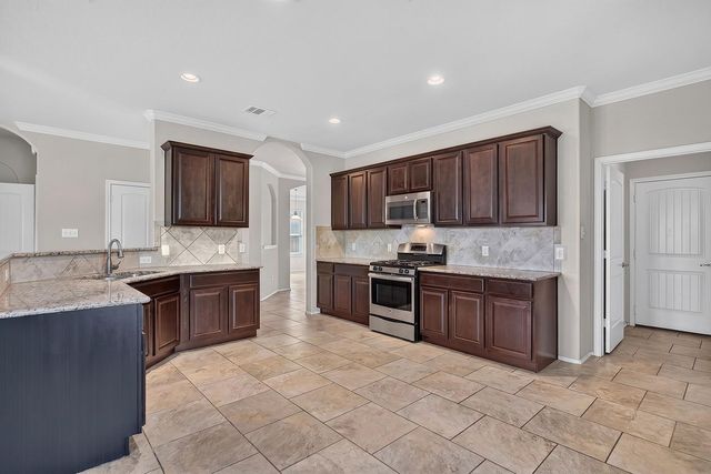 4601 Chestnut Meadows BND, Georgetown, TX 78626