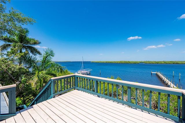 27414 MISTY AVENUE, Punta Gorda, FL 33982