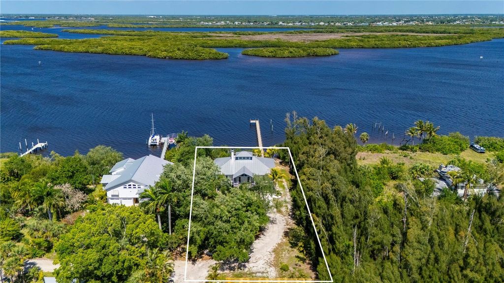 27414 MISTY AVENUE, Punta Gorda, FL 33982