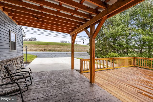 2487 HEIDELBERG AVE, Newmanstown, PA 17073