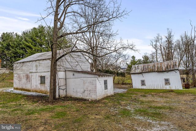 2487 HEIDELBERG AVE, Newmanstown, PA 17073