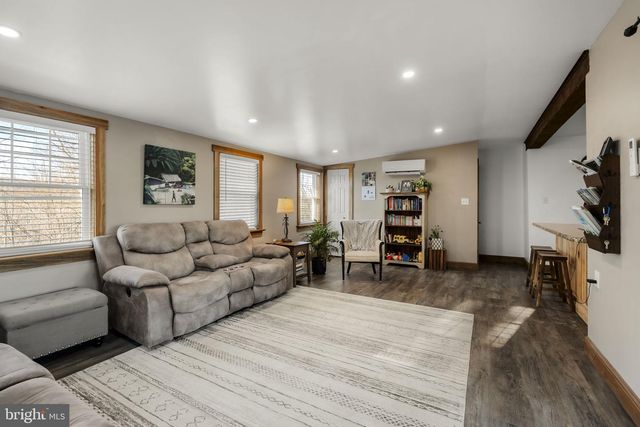 2487 HEIDELBERG AVE, Newmanstown, PA 17073