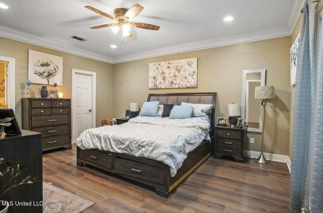 77 Canal Drive, Hattiesburg, MS 39402