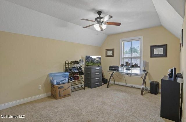 77 Canal Drive, Hattiesburg, MS 39402