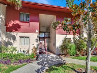 3869 S LAKE DRIVE 146, Tampa, FL 33614
