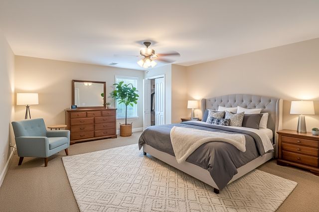 950 Willow Cir, Clarksville, TN 37043