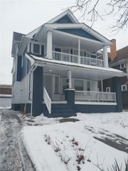 1635 Hillcrest Road Up, Cleveland Heights, OH 44118