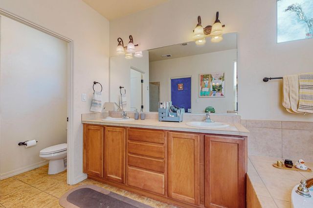5115 San Jorge Avenue NW, Albuquerque, NM 87120