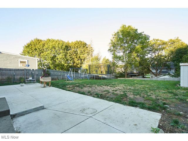 199 Elizabeth Street, Mogadore, OH 44260