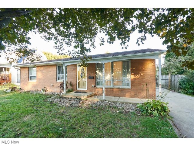 199 Elizabeth Street, Mogadore, OH 44260