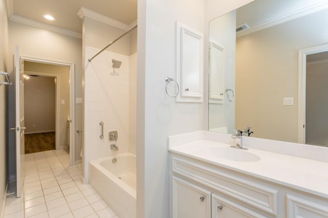 2504 Park Street B, Houston, TX 77019