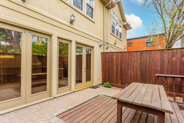 2504 Park Street B, Houston, TX 77019