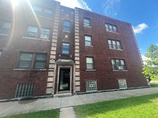 239 E 108th Street 1, Chicago, IL 60628