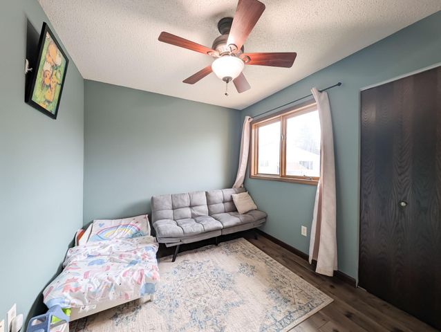 35 FREMONT Drive S, Fargo, ND 58103