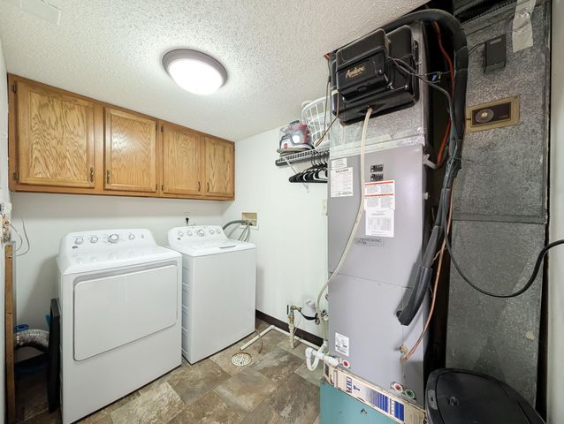 35 FREMONT Drive S, Fargo, ND 58103