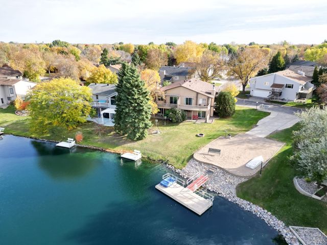 35 FREMONT Drive S, Fargo, ND 58103