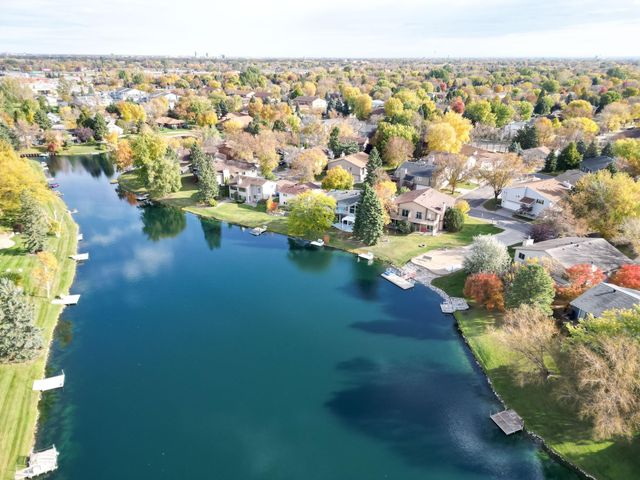 35 FREMONT Drive S, Fargo, ND 58103