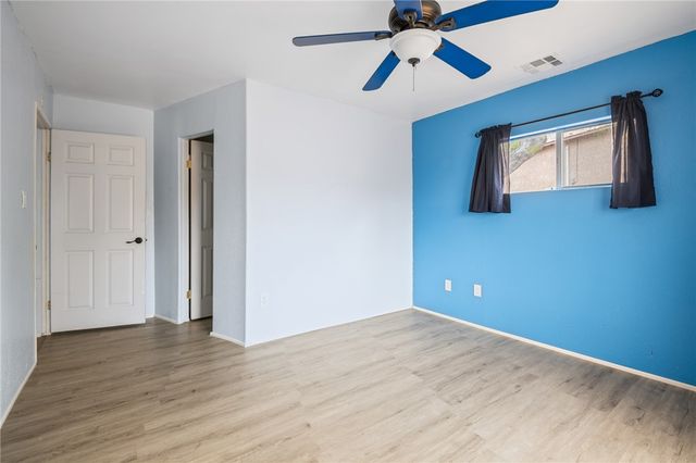 3300 W Chea Drive, Golden Valley, AZ 86413