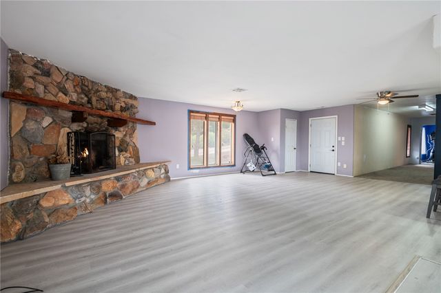 3300 W Chea Drive, Golden Valley, AZ 86413