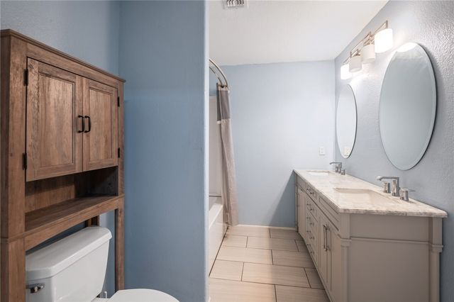 3300 W Chea Drive, Golden Valley, AZ 86413