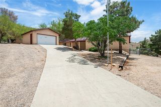 3300 W Chea Drive, Golden Valley, AZ 86413