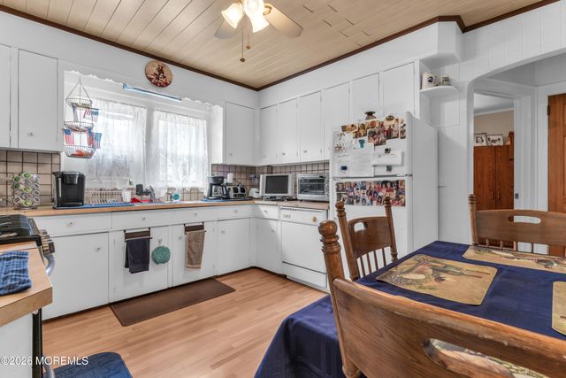 438 Brickyard Road, Freehold, NJ 07728