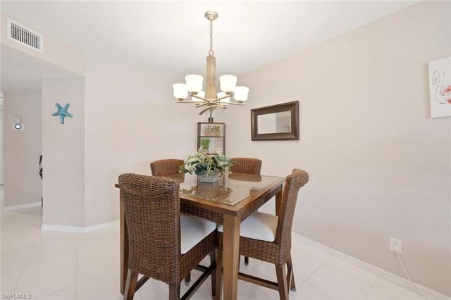 4987 Pepper CIR 107, Naples, FL 34113