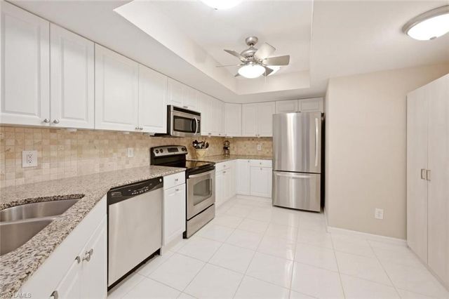 4987 Pepper CIR 107, Naples, FL 34113