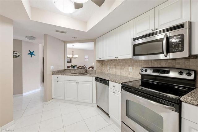 4987 Pepper CIR 107, Naples, FL 34113