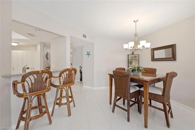 4987 Pepper CIR 107, Naples, FL 34113