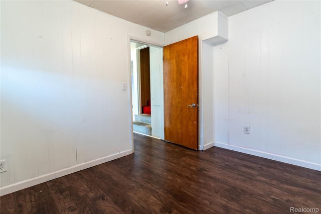 37433 Beechwood Street, Westland, MI 48185