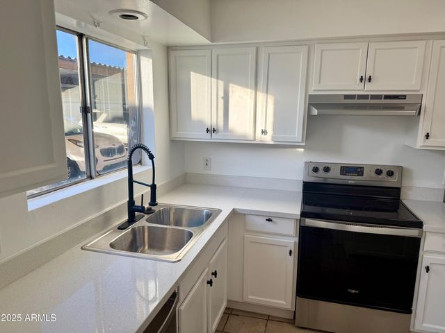 2367 W HAZELWOOD Street 64, Phoenix, AZ 85015