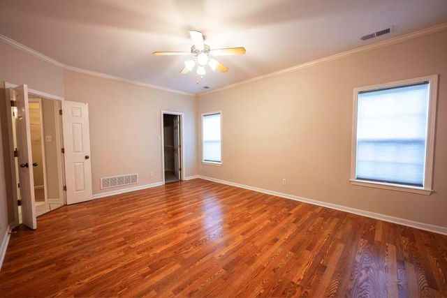 9374 LAUREL HILL DR, Lakeland, TN 38002