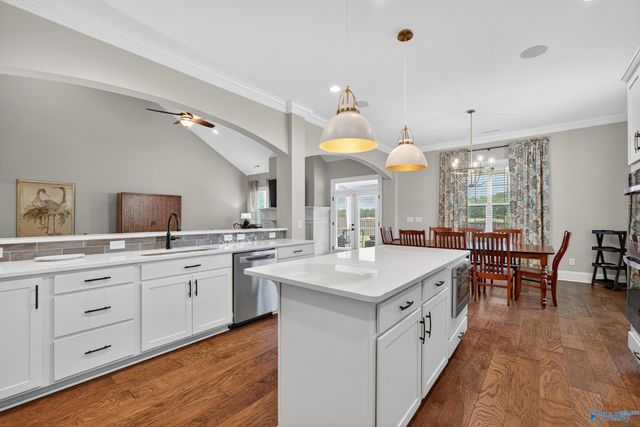 8021 SW Tupelo Gum Trace, Huntsville, AL 35802