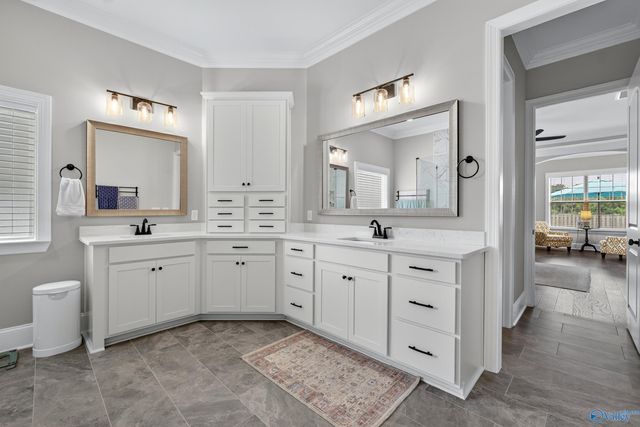 8021 SW Tupelo Gum Trace, Huntsville, AL 35802