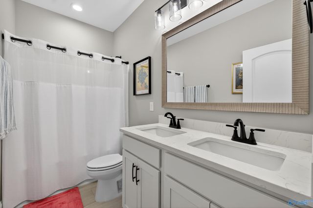 8021 SW Tupelo Gum Trace, Huntsville, AL 35802