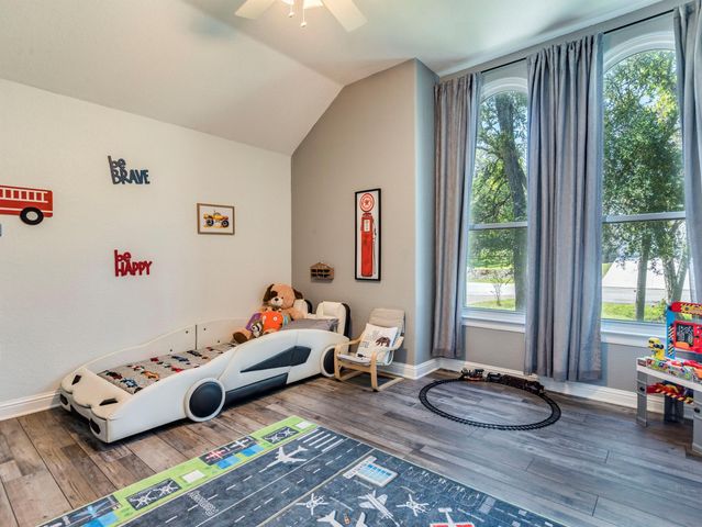 400 Hunt LN, Buda, TX 78610