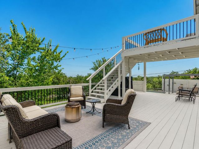 400 Hunt LN, Buda, TX 78610