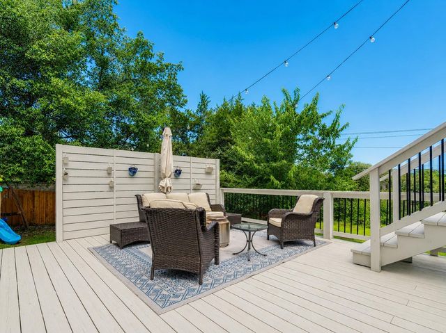400 Hunt LN, Buda, TX 78610