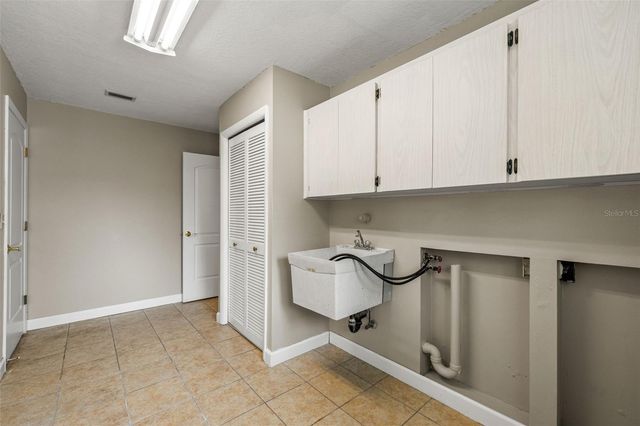 2942 CLUBHOUSE DRIVE W, Clearwater, FL 33761