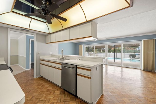2942 CLUBHOUSE DRIVE W, Clearwater, FL 33761