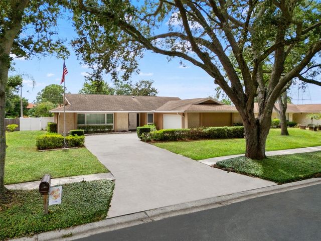 2942 CLUBHOUSE DRIVE W, Clearwater, FL 33761