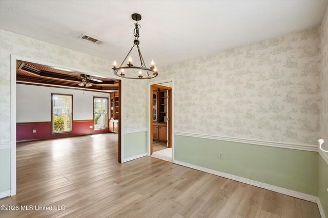 39 Sun Valley Drive, Brandon, MS 39042