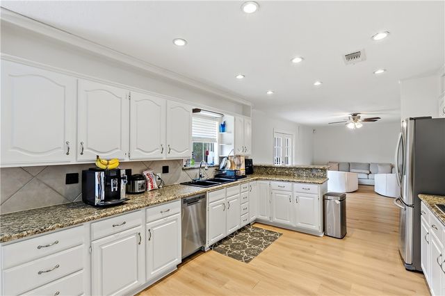 1405 Lawyer Street, College Station, TX 77840